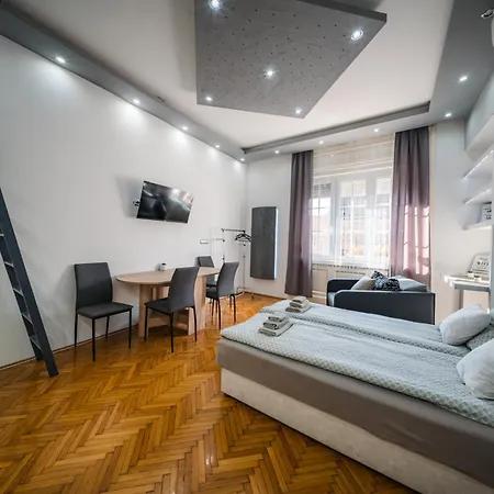 Apartament Szechenyi *